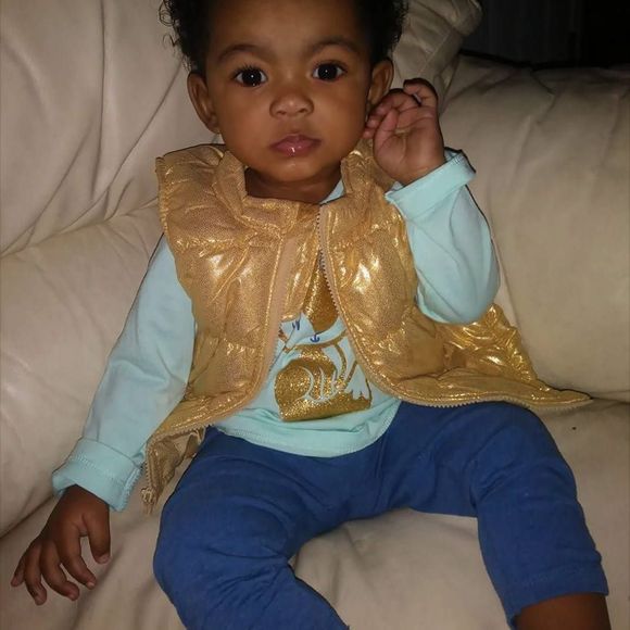 Meet your Posher, Monica - Picture 1 of 1